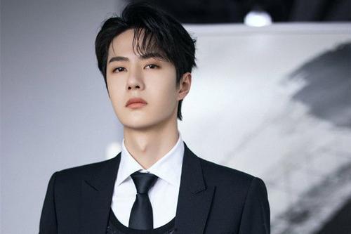 娱乐吃瓜肖战王一博,娱乐圈的瓜田,谁主沉浮?